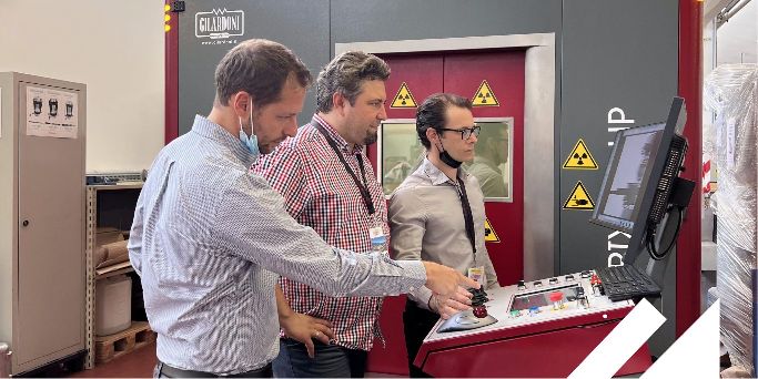 BADANIE PRZY KABINIE